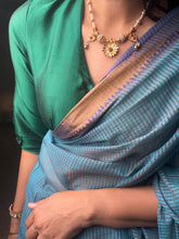 Load image into Gallery viewer, One of a kind pearl necklace

