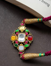 Load image into Gallery viewer, Kundan choker with adjustable thread work
