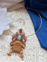 Load image into Gallery viewer, Vintage style statement pendant
