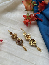 Load image into Gallery viewer, Vintage style statement earrings
