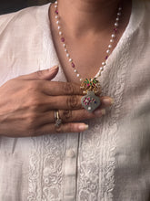 Load image into Gallery viewer, Dainty Inlay work necklace in natural aventurine and gemstones
