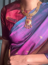 Load image into Gallery viewer, One of a kind gold polish kundan work statement necklace
