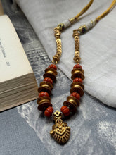 Load image into Gallery viewer, Kundan necklace in silver 925 and gold polish
