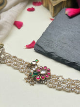 Load image into Gallery viewer, Kundan and pearl choker in silver 925
