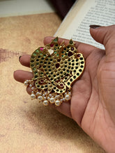 Load image into Gallery viewer, Vintage style statement pendant with cut stones
