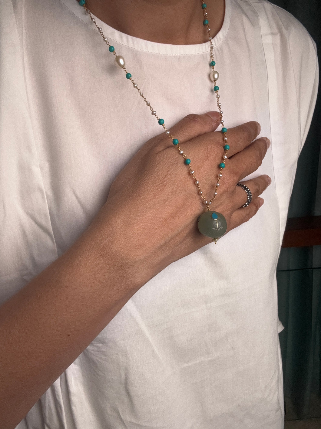 Dainty Inlay work neckpiece in natural aventurine and gemstones