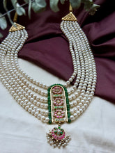 Load image into Gallery viewer, Multilayered Festive Pearl Necklace
