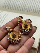 Load image into Gallery viewer, Vintage style statement earrings
