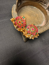 Load image into Gallery viewer, Silver 92.5 gold polish kundan earrings
