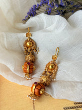 Load image into Gallery viewer, Vintage style statement earrings in sliver 925 and gold polish
