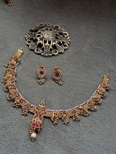 Load image into Gallery viewer, Statement Chettinad style necklace set
