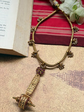 Load image into Gallery viewer, One of a kind vintage style necklace

