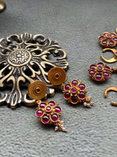 Load image into Gallery viewer, Statement vintage style necklace set in silver 925 &amp; gold polish
