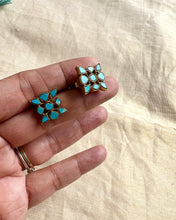 Load image into Gallery viewer, Turquoise  Earrings
