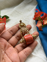Load image into Gallery viewer, Gold polished, vintage style pendant in silver 925
