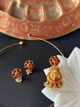 Load image into Gallery viewer, Vintage nagru pendant with earrings
