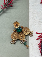 Load image into Gallery viewer, statement pendants
