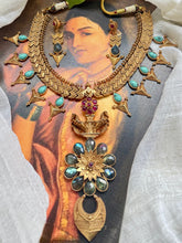Load image into Gallery viewer, Statement vintage style turquoise necklace set

