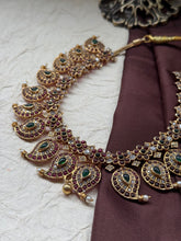 Load image into Gallery viewer, Statement mango necklace in silver 925
