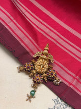 Load image into Gallery viewer, Vintage style statement pendant

