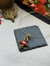 Load image into Gallery viewer, Statement vintage style hasli necklace
