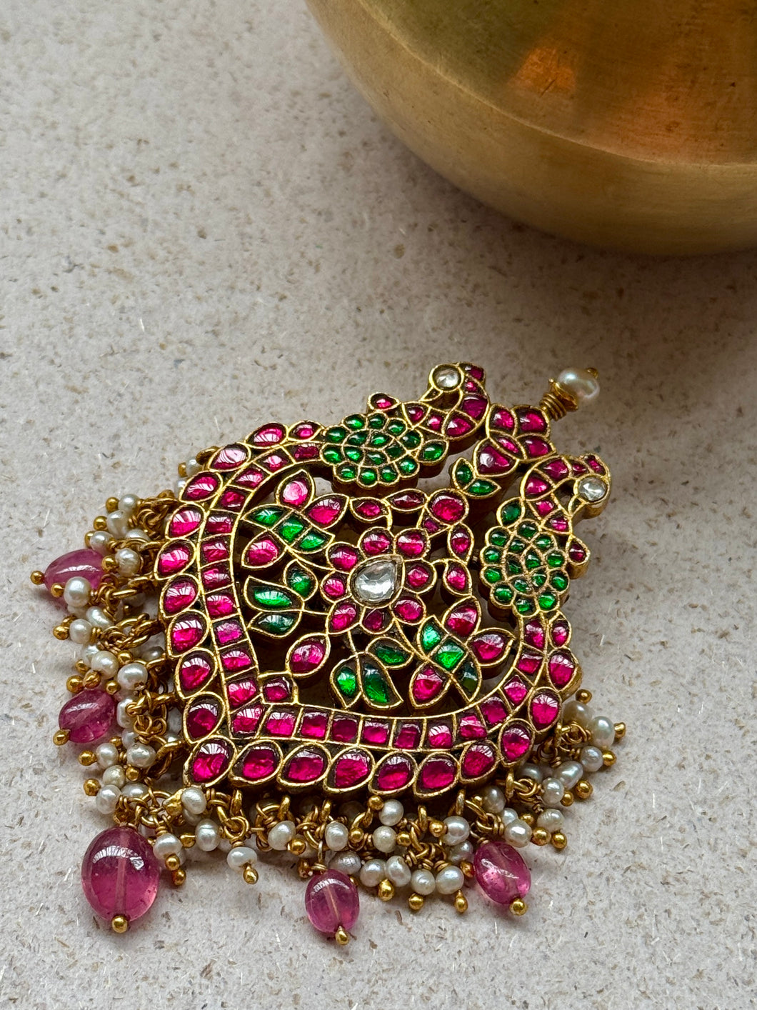 Vintage statement pendant hasli