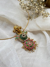 Load image into Gallery viewer, Vintage statement pendant hasli

