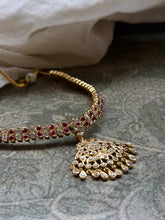 Load image into Gallery viewer, Antique gold polish classic adigai necklace
