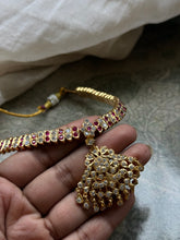 Load image into Gallery viewer, Antique gold polish classic adigai necklace
