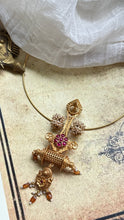 Load image into Gallery viewer, Statement vintage style hasli necklace
