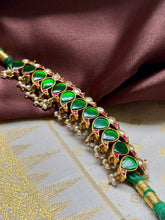 Load image into Gallery viewer, Parrot kundan bracelet/Ponchi
