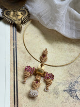 Load image into Gallery viewer, Statement vintage style hasli necklace
