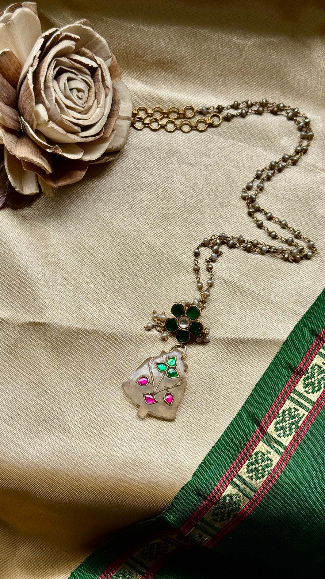 Statement inlay work onyx pendant necklace
