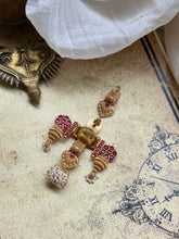 Load image into Gallery viewer, Statement vintage style hasli necklace
