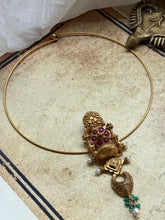Load image into Gallery viewer, Statement vintage style hasli necklace
