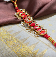 Load image into Gallery viewer, Coral bird bracelet/Ponchi
