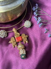 Load image into Gallery viewer, Vintage coral double layer hasli (Made to order)
