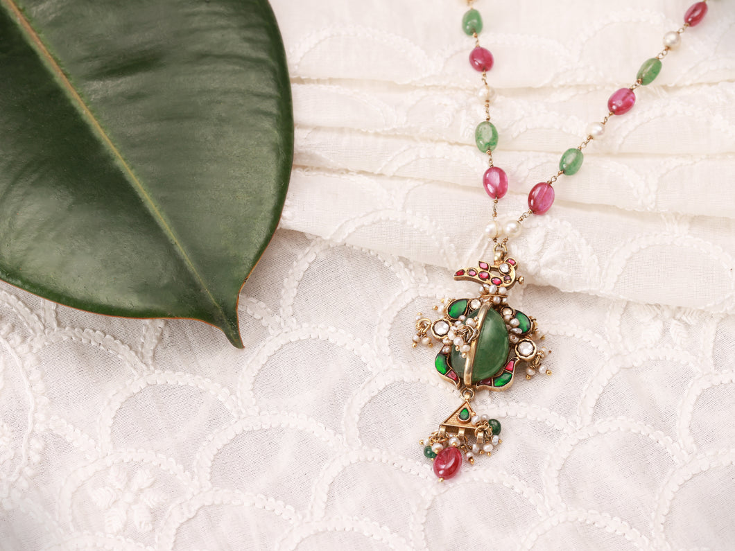 Statement inlay work aventurine pendant necklace