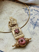 Load image into Gallery viewer, Statement vintage style hasli necklace
