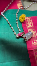 Load image into Gallery viewer, Dainty Inlay work necklace in natural aventurine and gemstones
